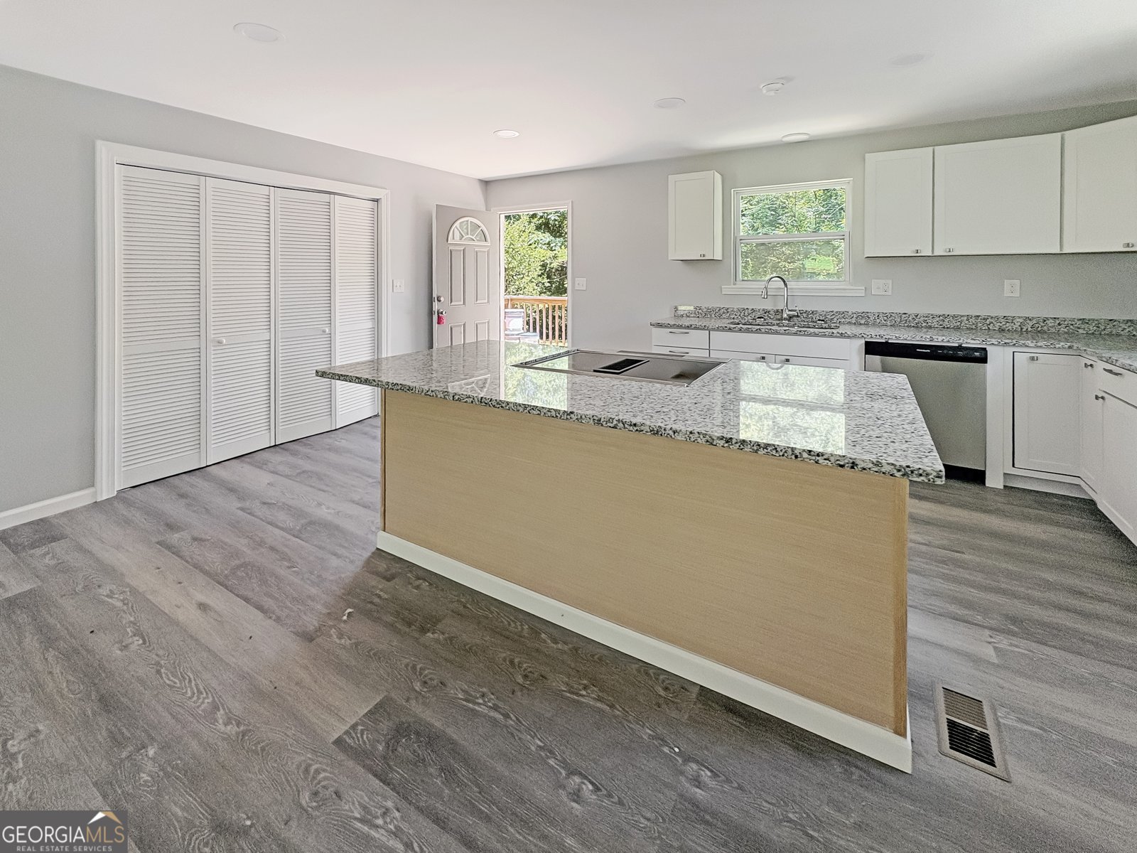 24 George Street Forsyth - Photo 9