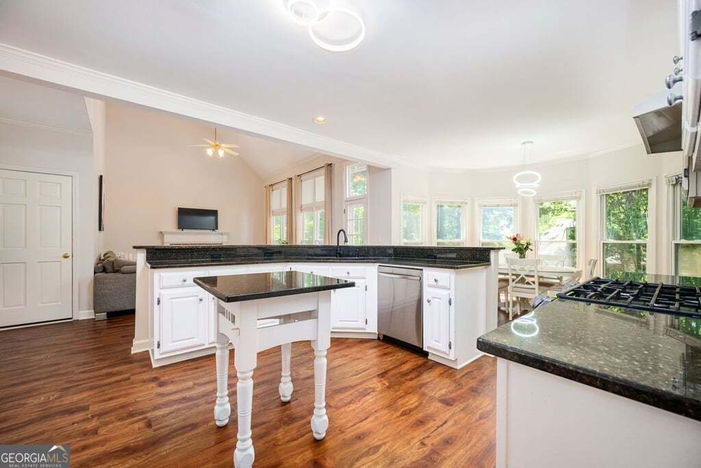 115 Ashewoode Downs Lane Johns Creek - Photo 12