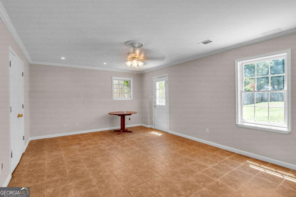 5350 Wickershire Drive Peachtree Corners - Photo 31