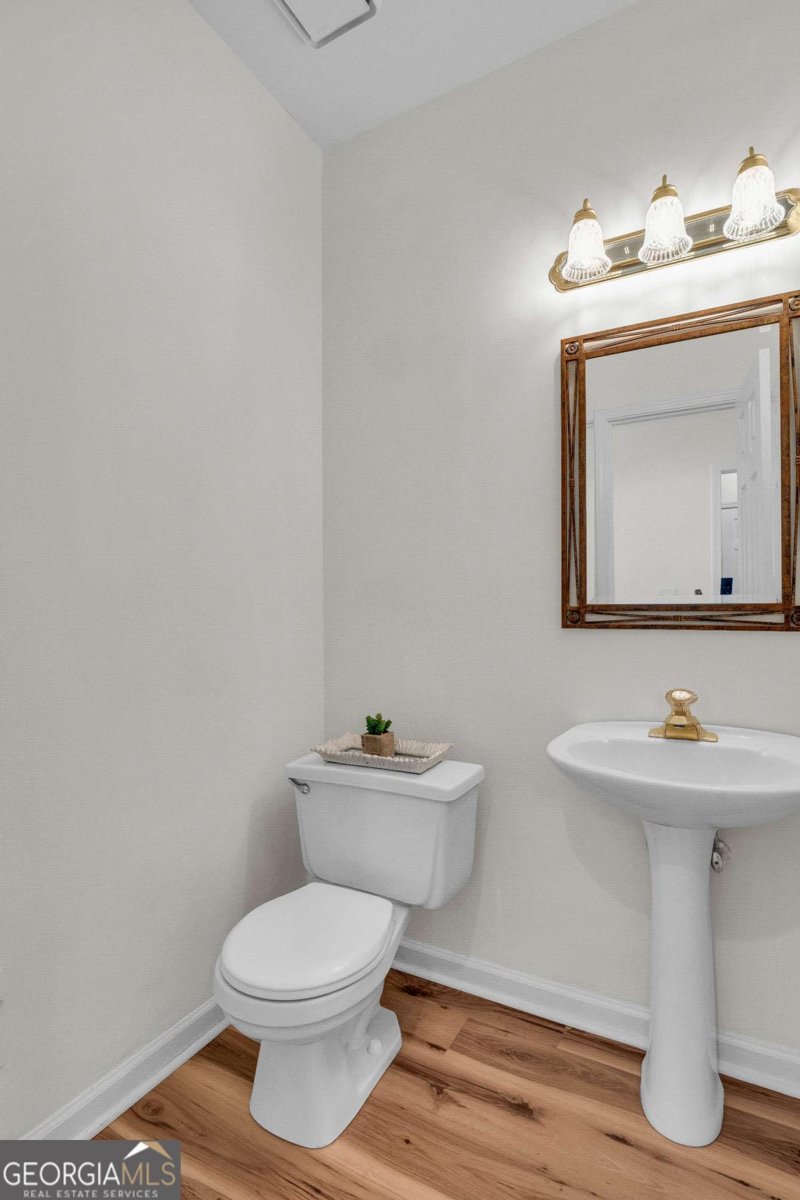 5350 Wickershire Drive Peachtree Corners - Photo 34