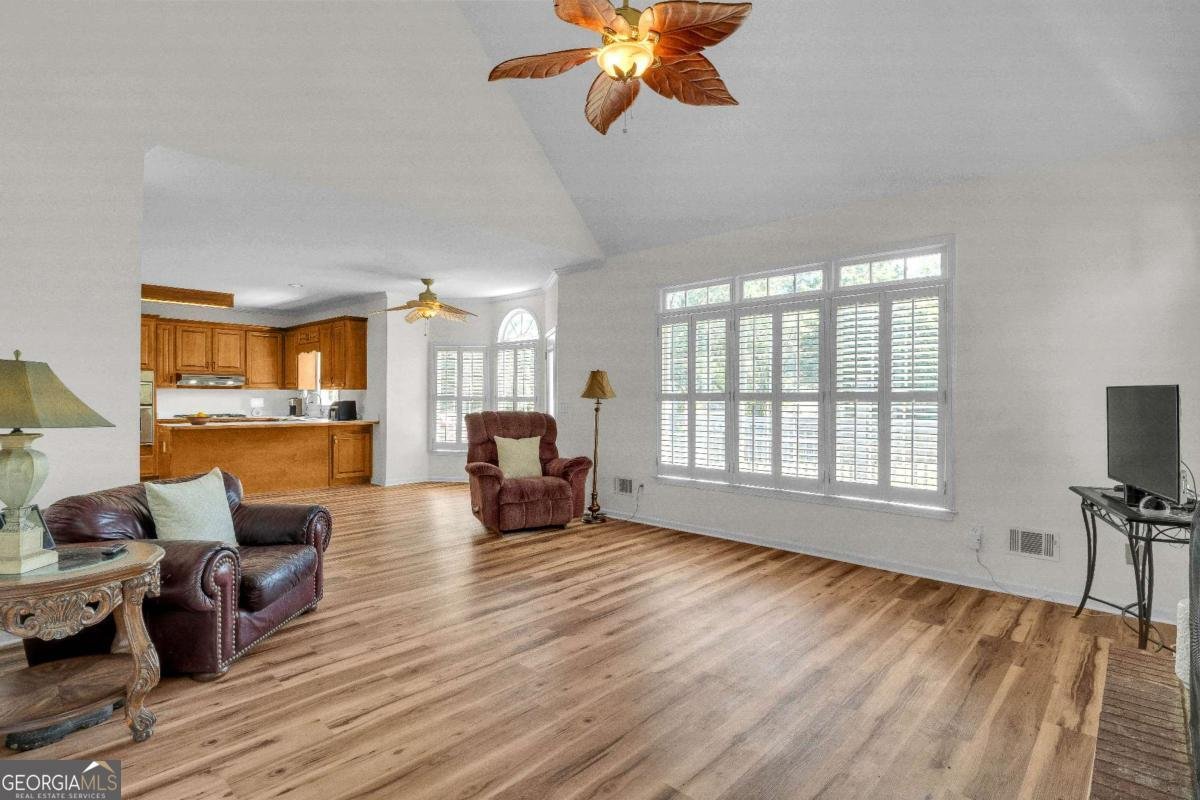 5350 Wickershire Drive Peachtree Corners - Photo 6