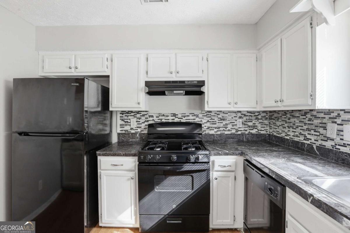 1486 Carriage Lane Jonesboro - Photo 11