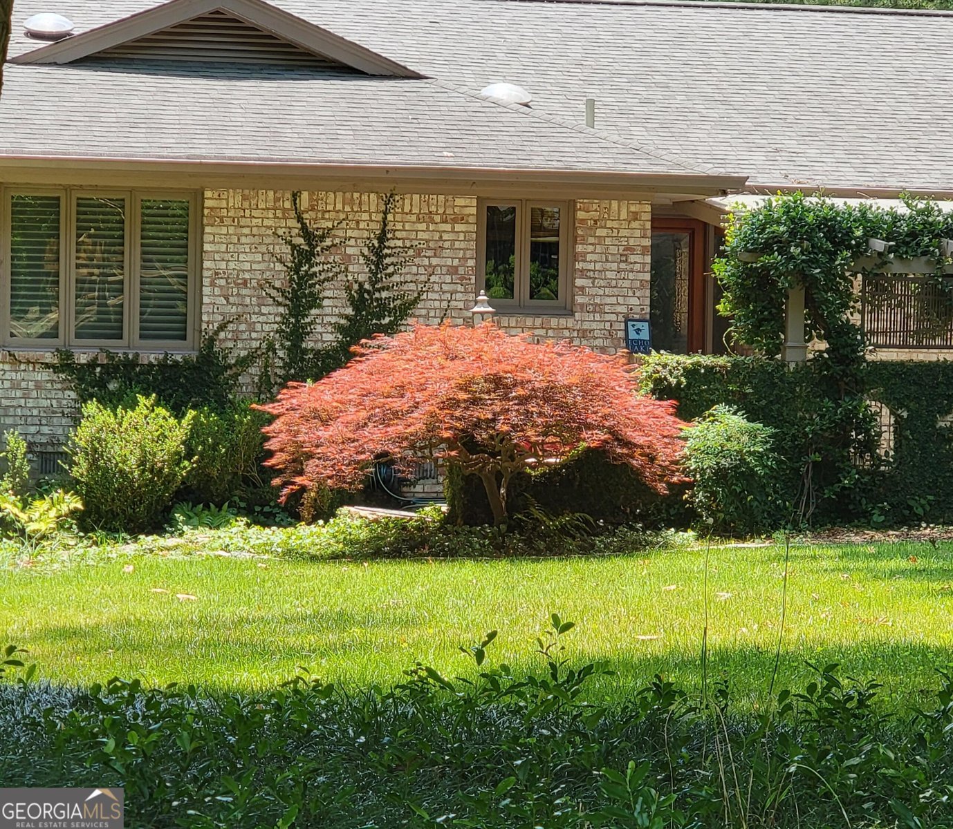 2469 Circlewood Road Atlanta - main photo