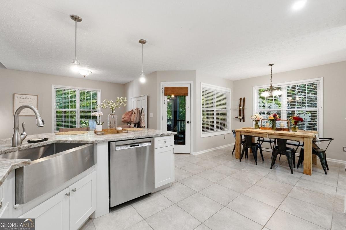6655 Glen Drive Cumming - Photo 14