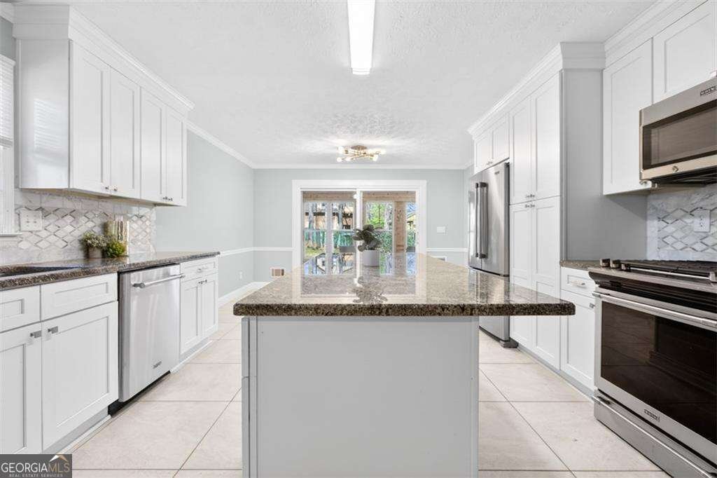 291 Shore Drive Suwanee - Photo 9