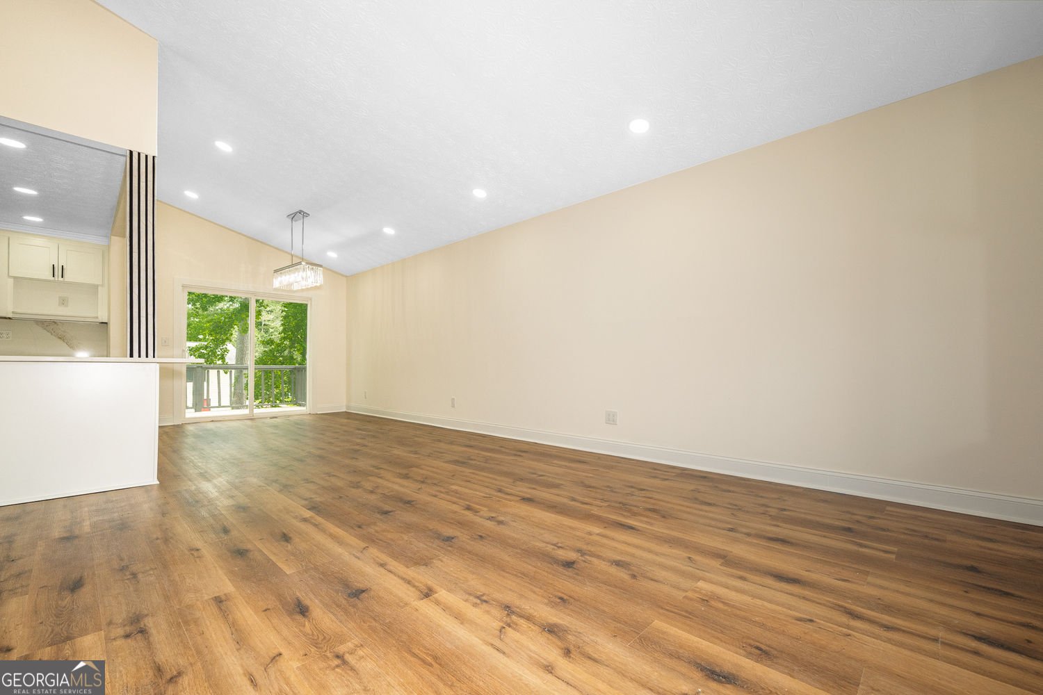 10175 Old Woodland Entry Johns Creek - Photo 6