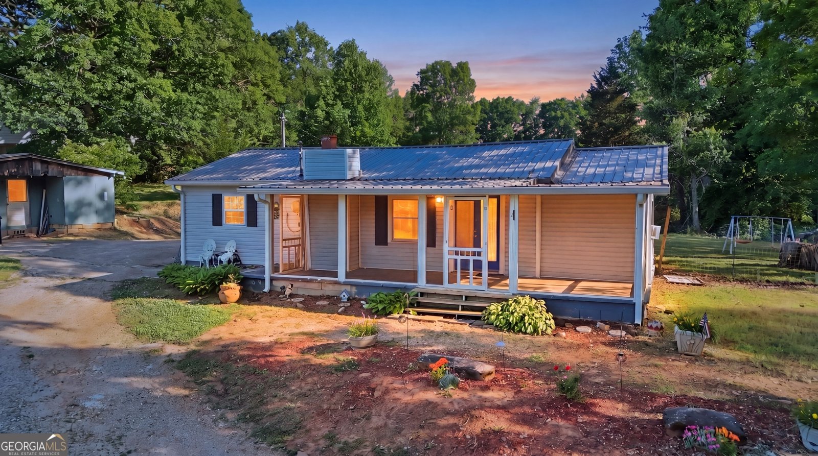 1786 Preacher Campbell Road Clarkesville - Photo 32