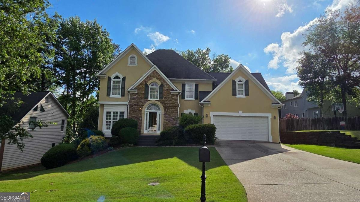 3846 Stonebriar Lane Duluth - main photo