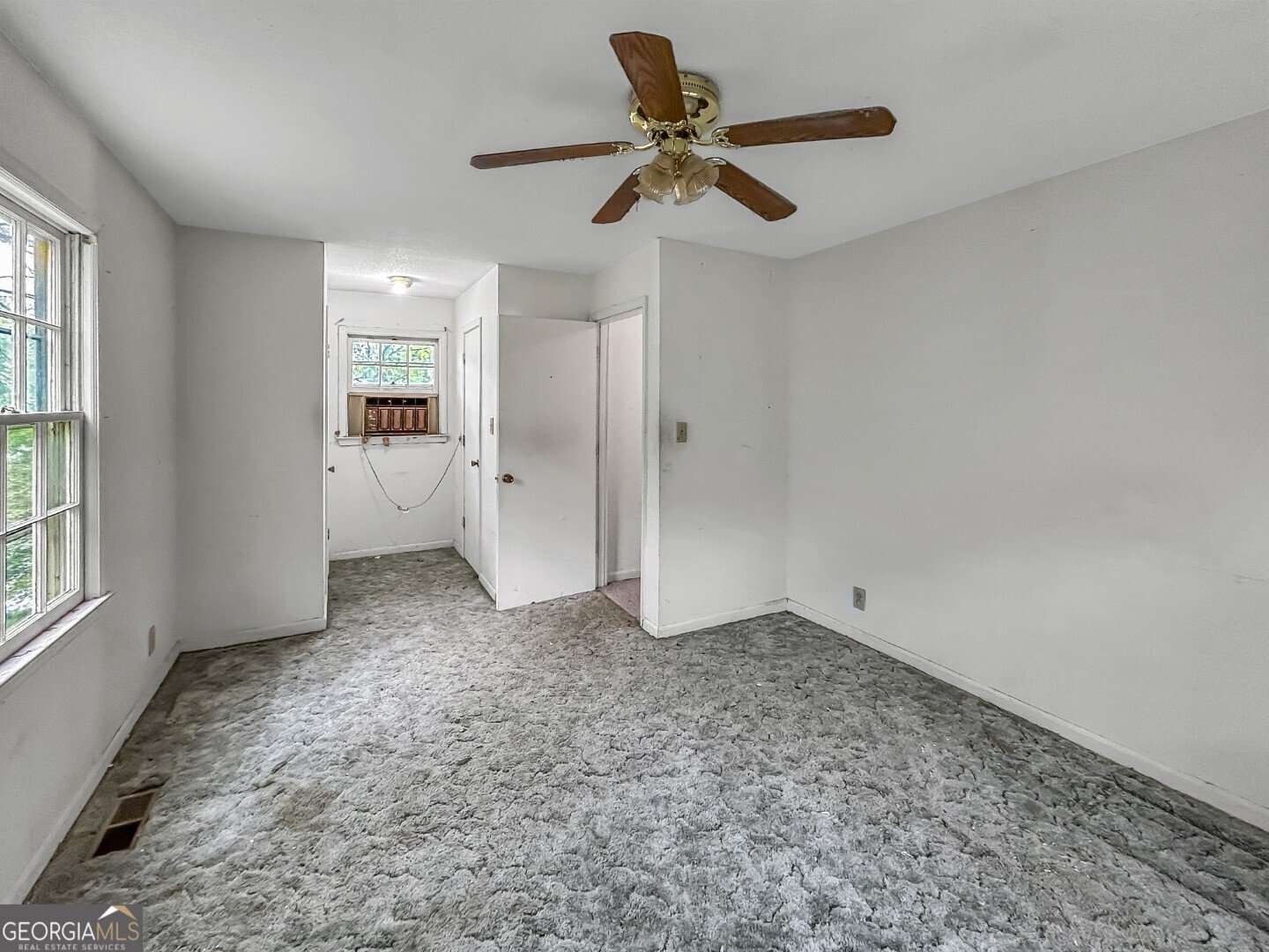411 Edgewater Circle Macon - Photo 31
