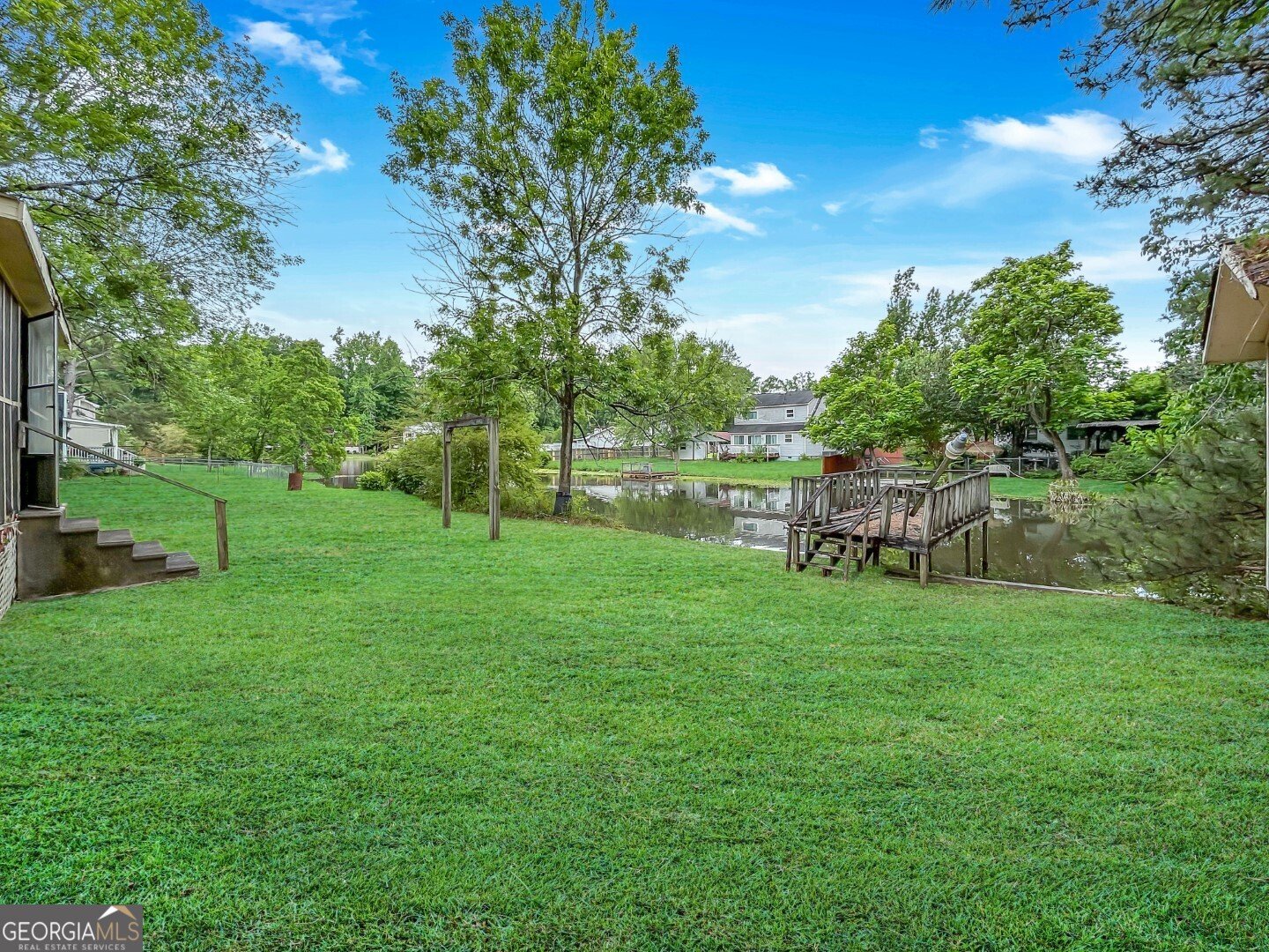 411 Edgewater Circle Macon - Photo 9