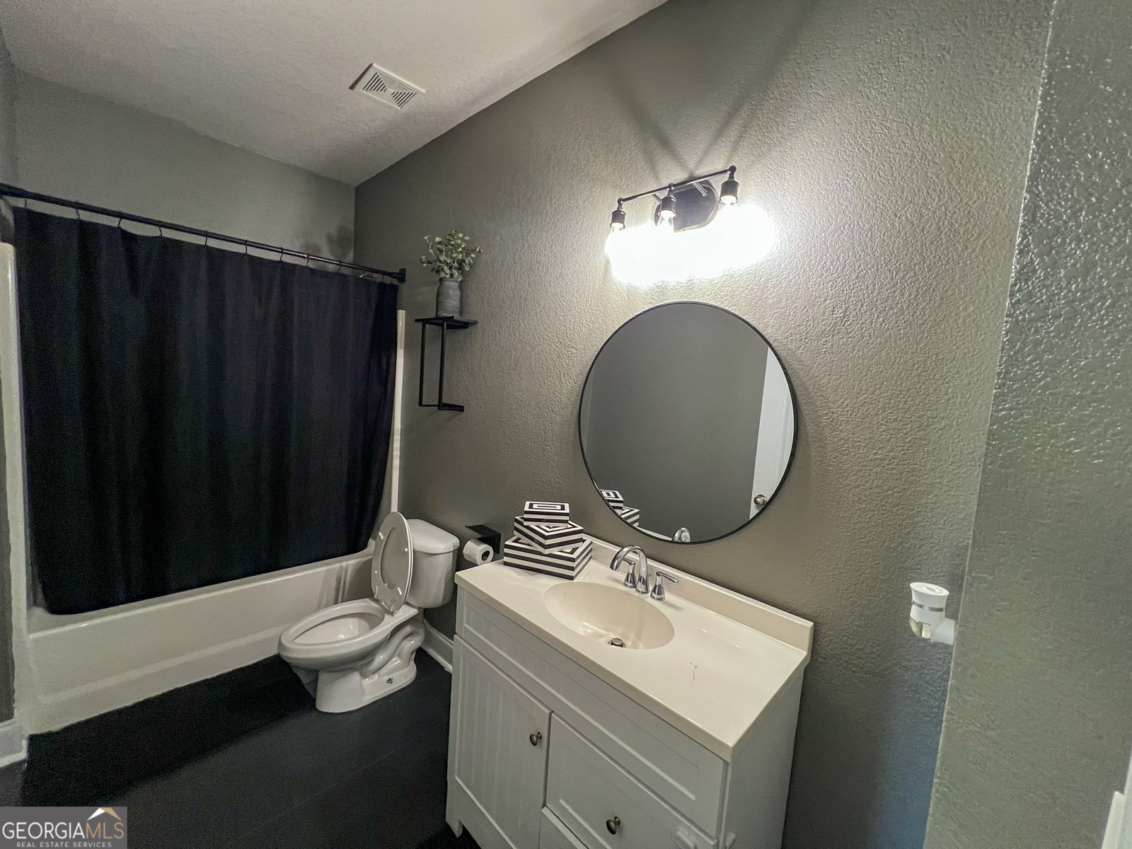302 Appling Way Byron - Photo 14