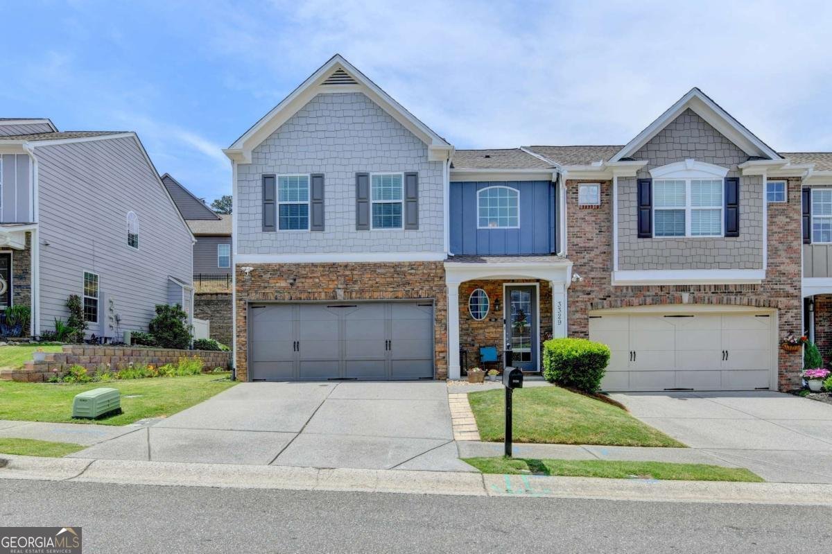 3329 Castleberry Village Circle Cumming - main photo