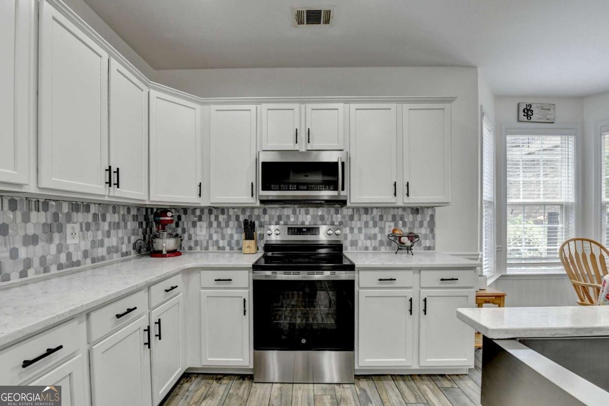 3329 Castleberry Village Circle Cumming - Photo 6