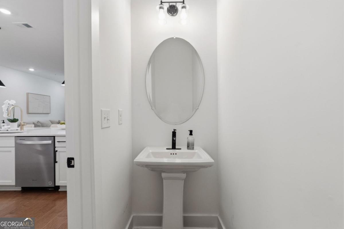 1040 Harper Drive Roswell - Photo 15