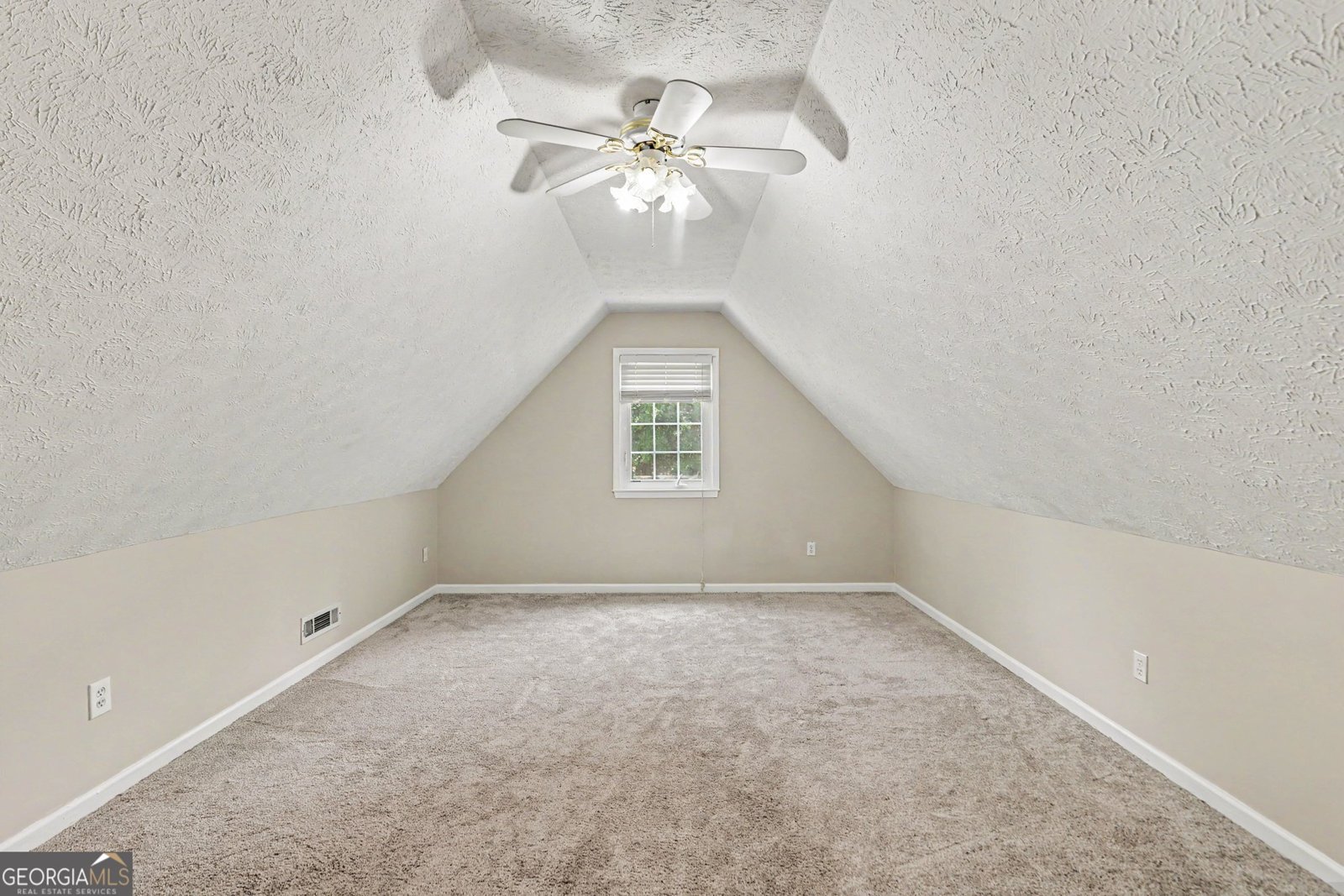35 Wenham Lane Sharpsburg - Photo 18