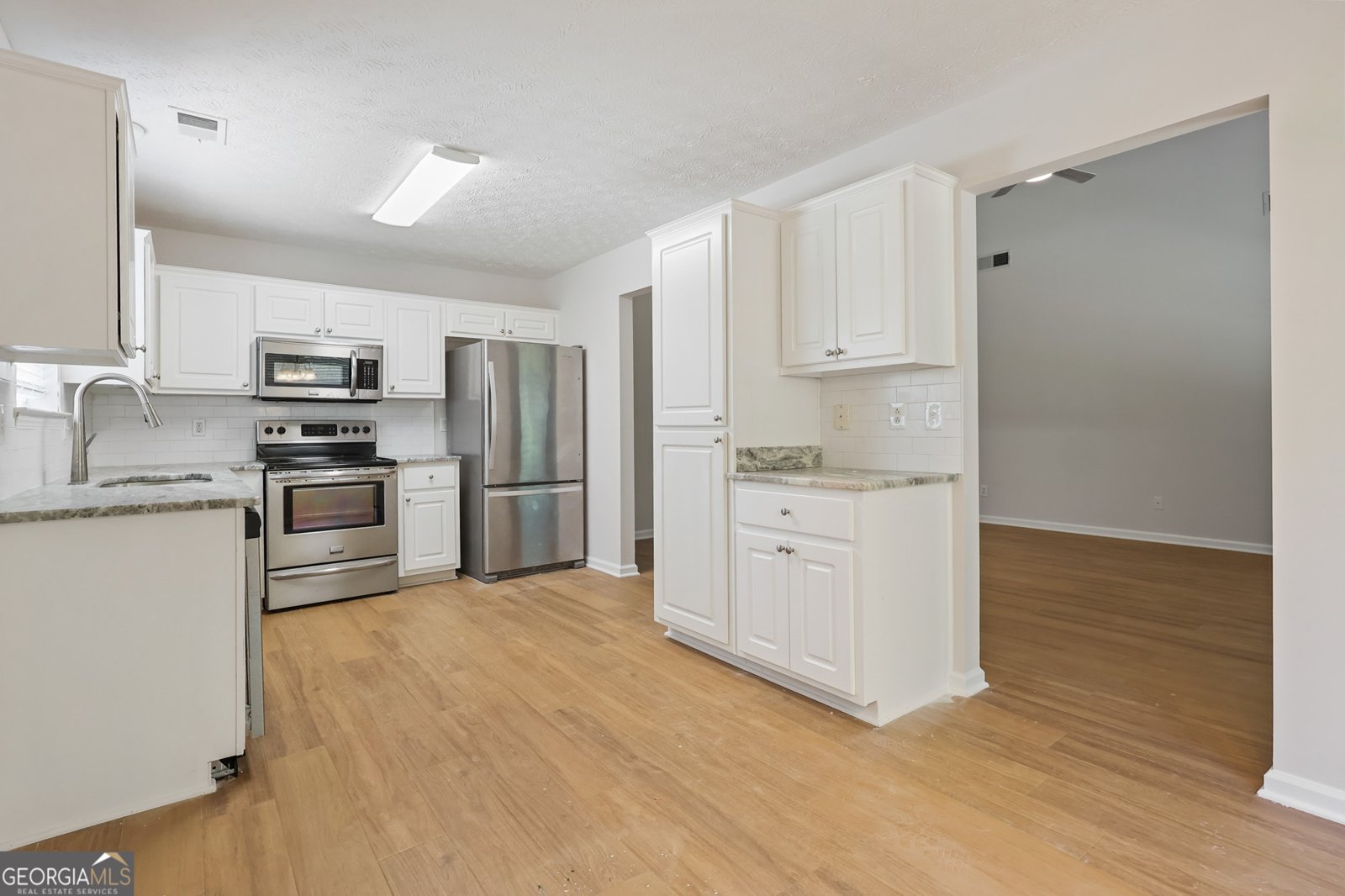 552 Brewer Drive Locust Grove - Photo 10