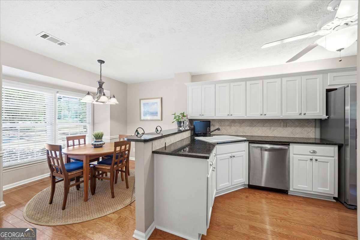 6190 Windsor Trace Drive Peachtree Corners - Photo 12