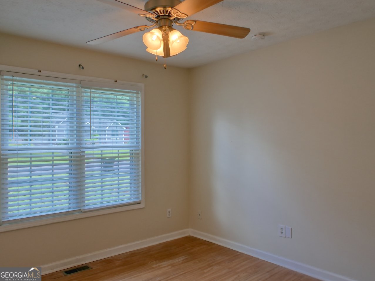 118 Clifford Court Stockbridge - Photo 11