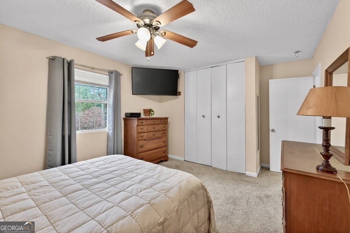 315 Hilderbrand Drive Sandy Springs - Photo 14