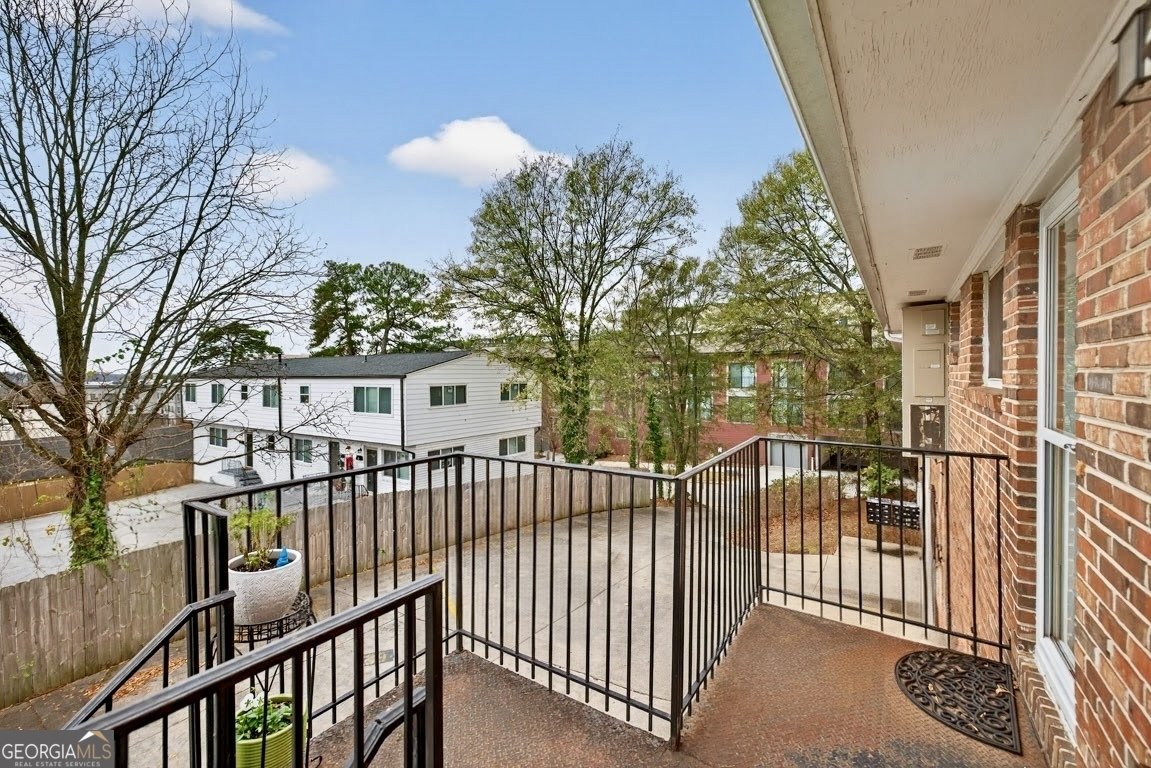 315 Hilderbrand Drive Sandy Springs - Photo 21