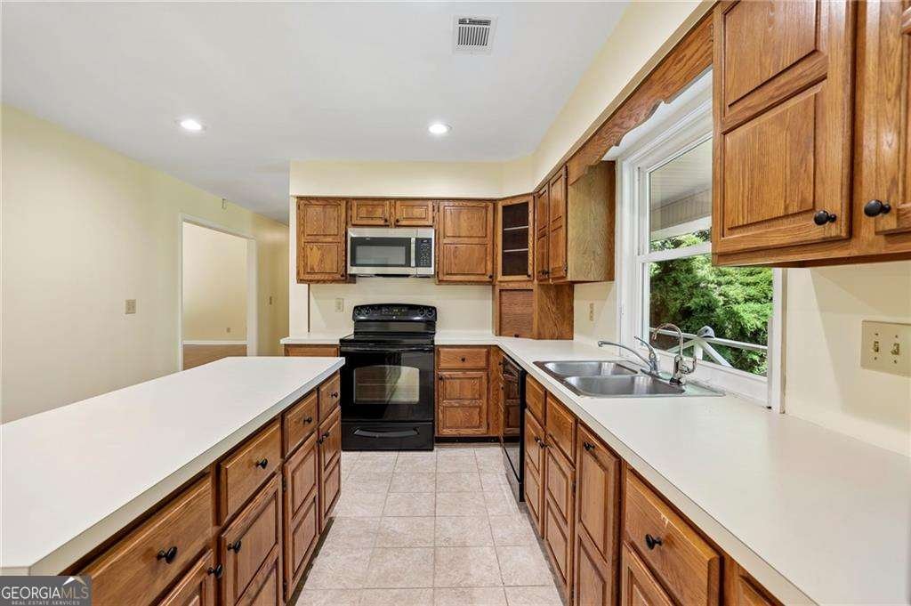 2861 Interlaken Drive Marietta - Photo 17