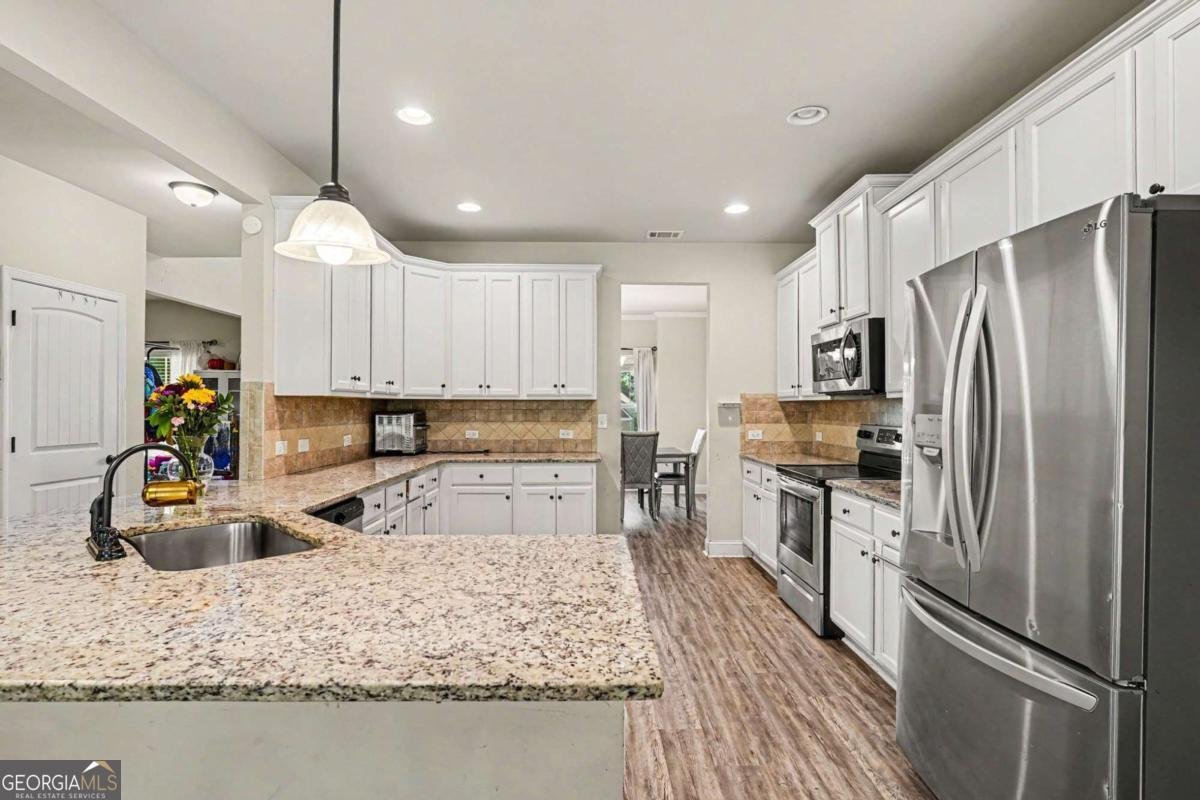 2100 River Walk Court Griffin - Photo 10