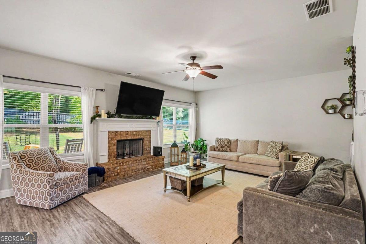 2100 River Walk Court Griffin - Photo 6
