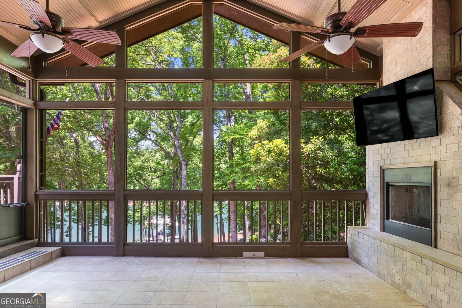 6525 Cox Drive Flowery Branch - Photo 14
