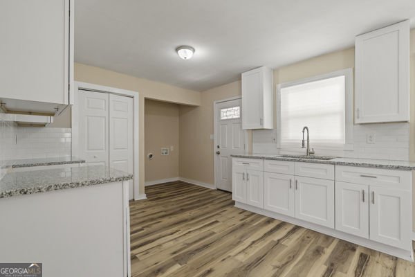 6044 Hillandale Drive Atlanta - Photo 10