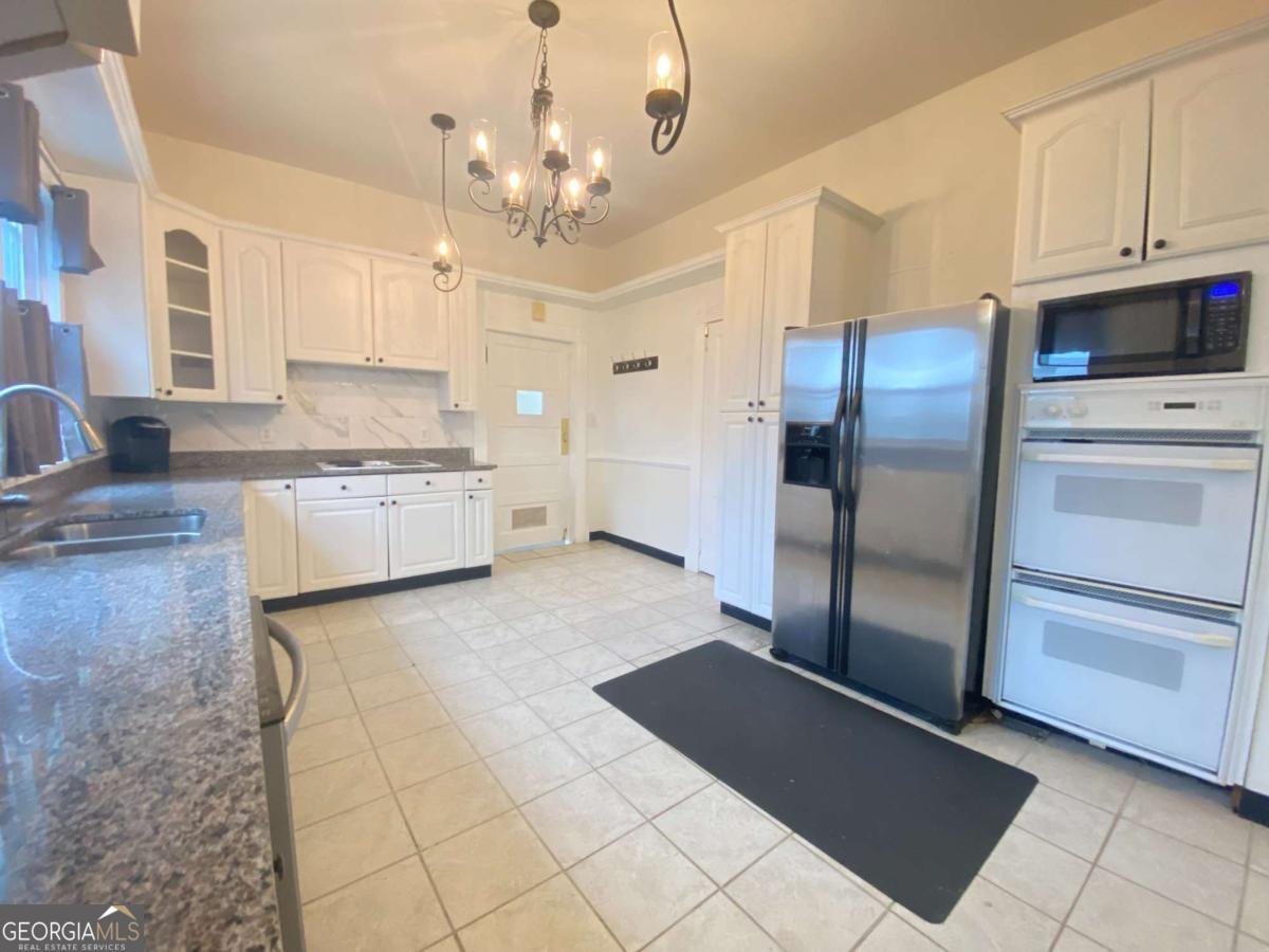 1029 Elm Street Commerce - Photo 12