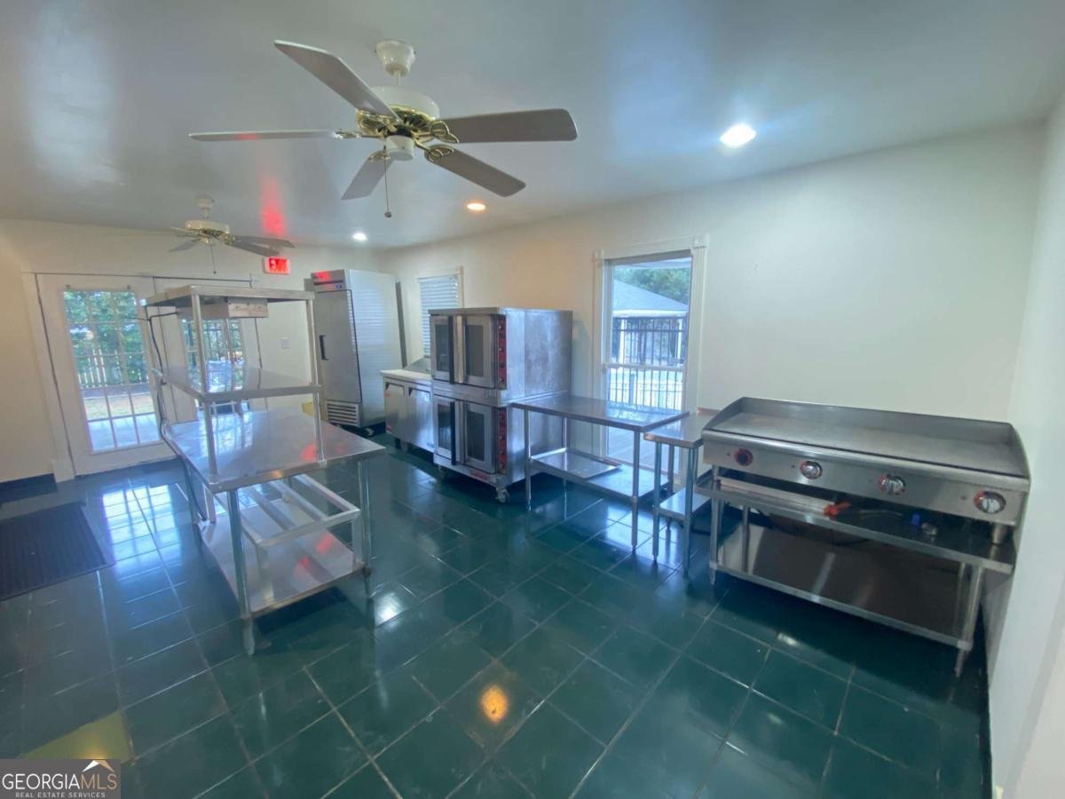 1029 Elm Street Commerce - Photo 19