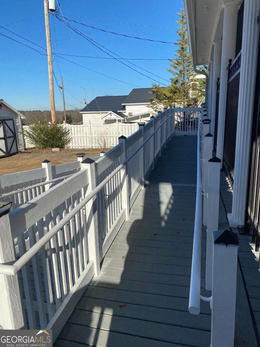 1029 Elm Street Commerce - Photo 26