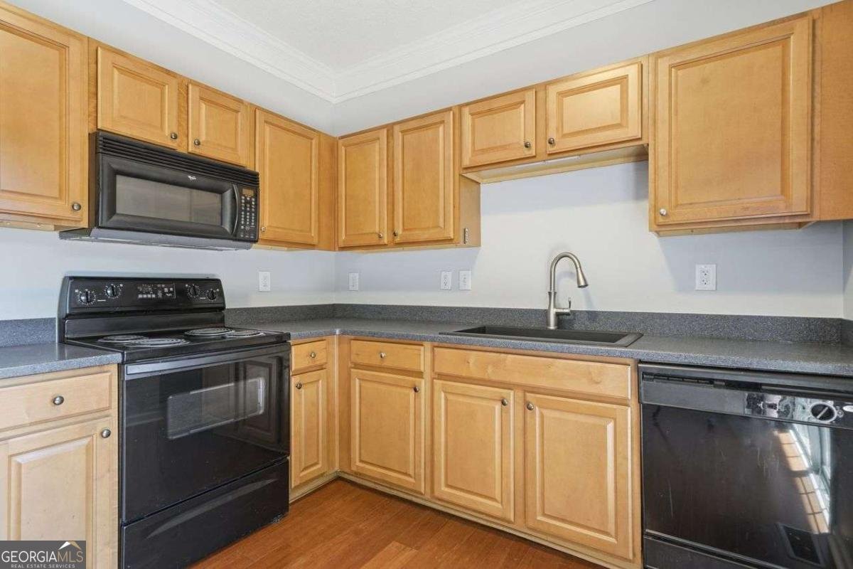 726 Breeze Lane Woodstock - Photo 14