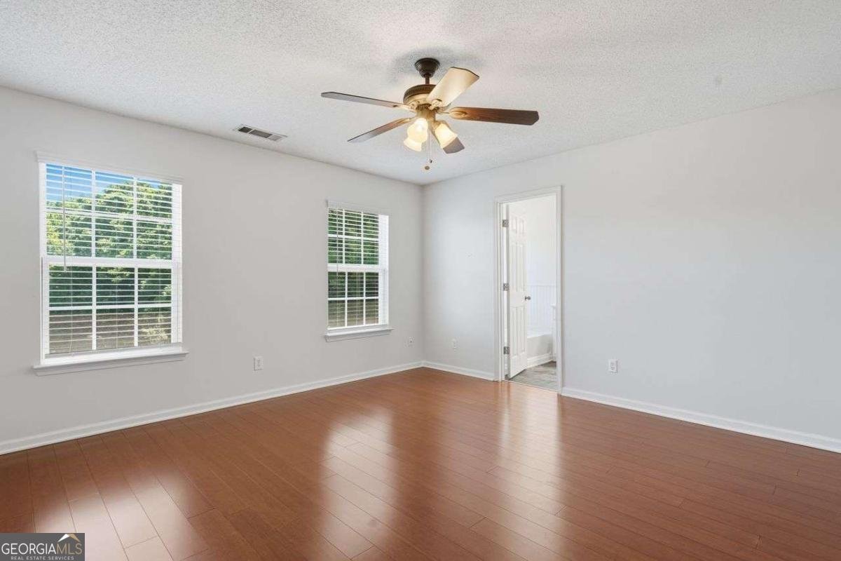 726 Breeze Lane Woodstock - Photo 18