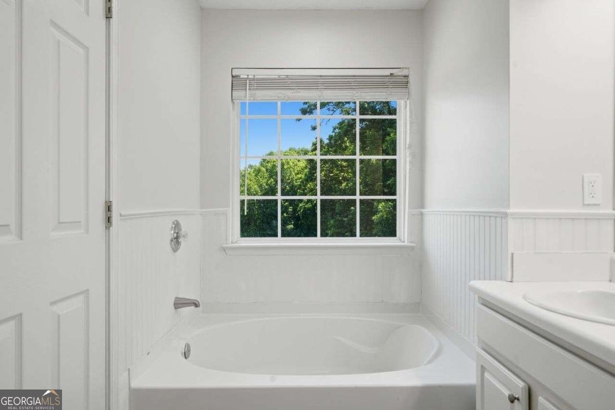 726 Breeze Lane Woodstock - Photo 21