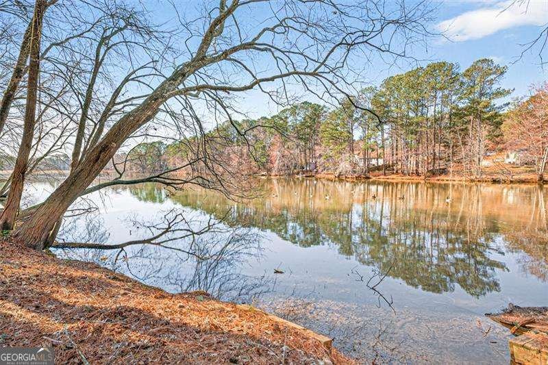4991 Lake Forest Drive Conyers - Photo 9