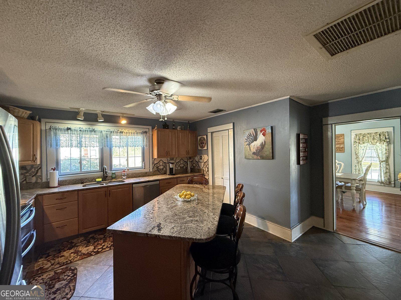 219 College Street Pembroke - Photo 10