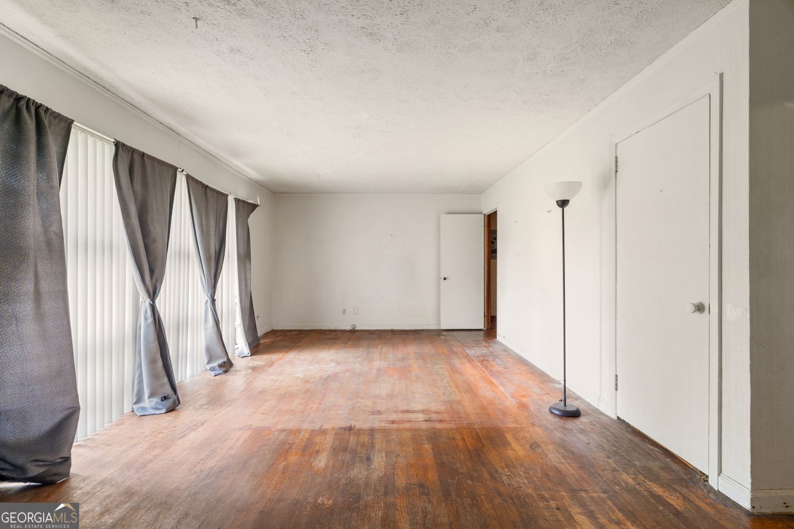 124 Charles Avenue Marietta - Photo 11