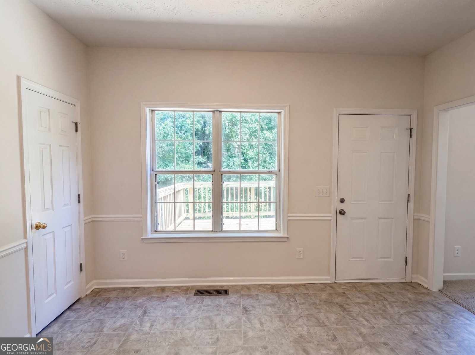 170 Rosewood Circle Covington - Photo 11