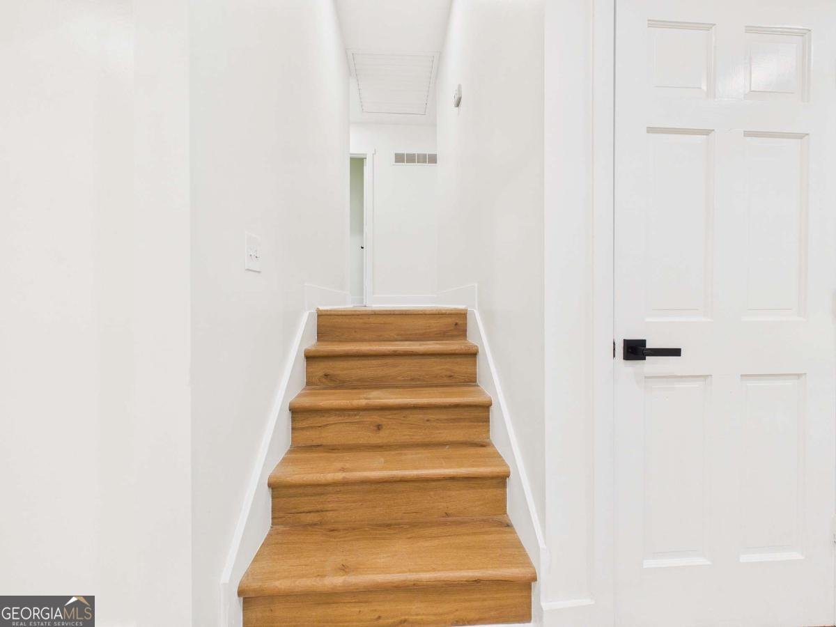 6740 Tell Road Fairburn - Photo 12