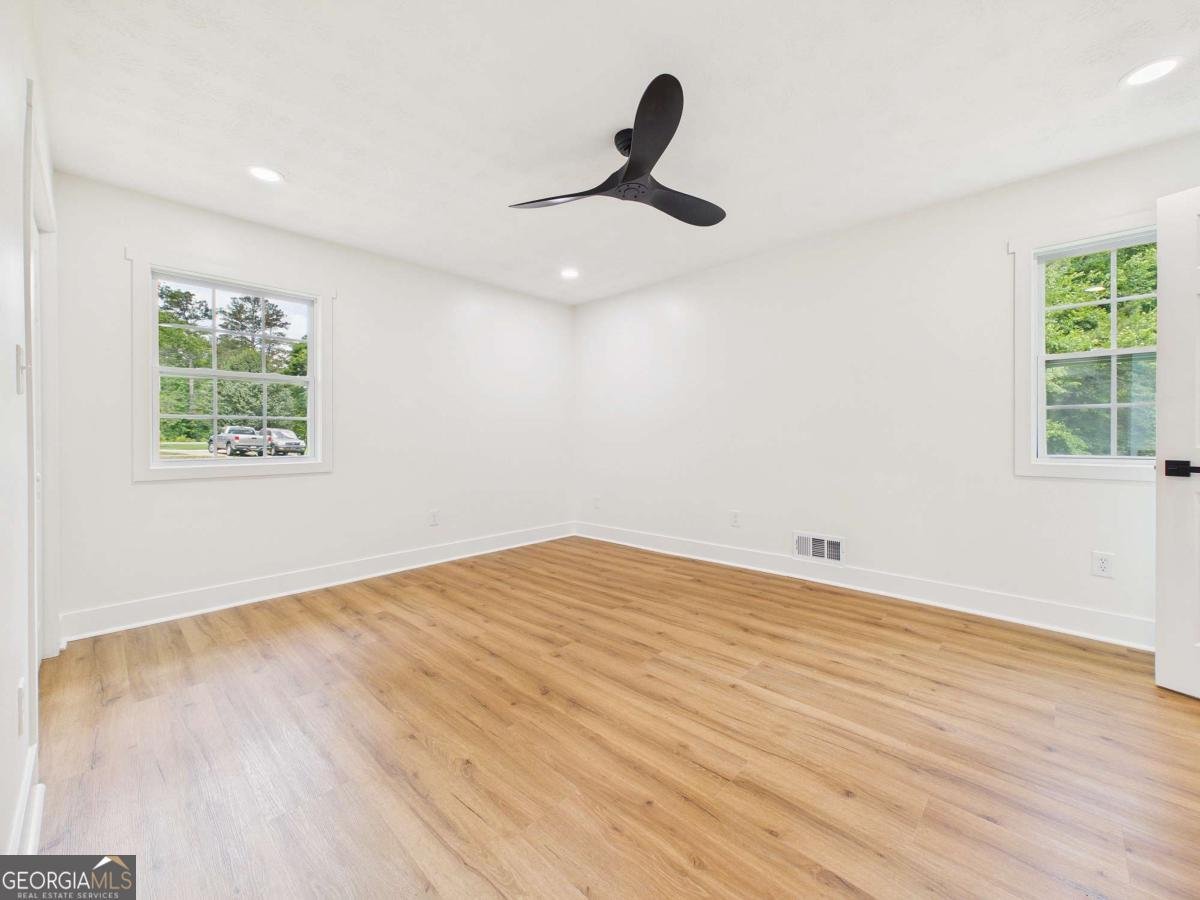 6740 Tell Road Fairburn - Photo 20