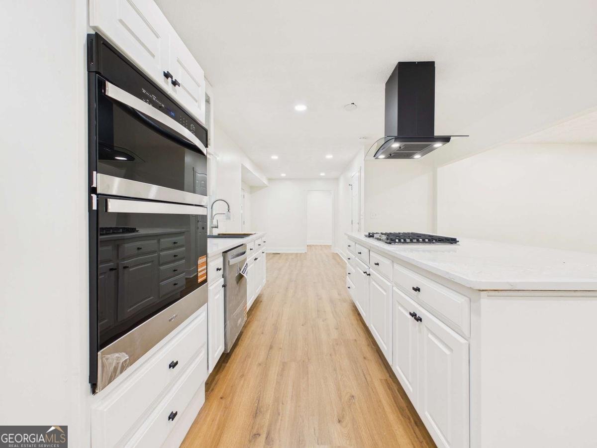 6740 Tell Road Fairburn - Photo 8