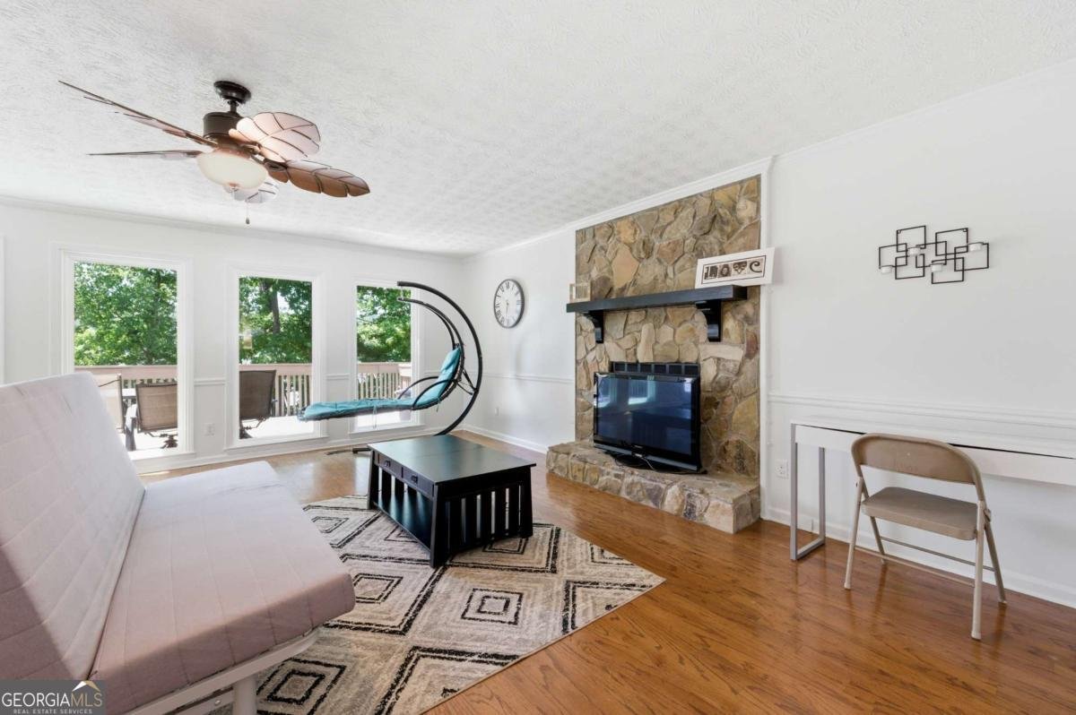 8712 Lake Drive Snellville - Photo 10