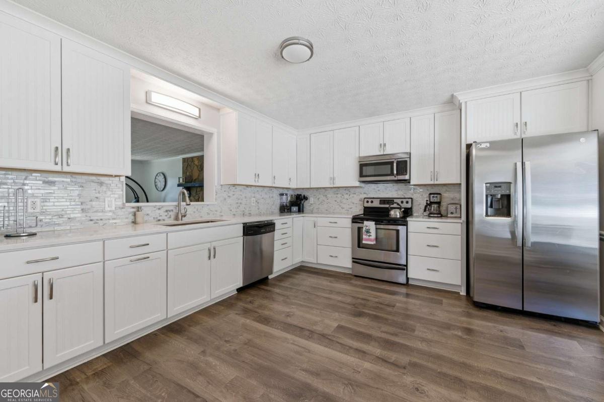8712 Lake Drive Snellville - Photo 14