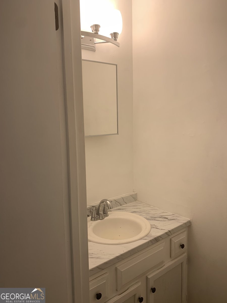 6182 Saint Charles Court Lithonia - Photo 10