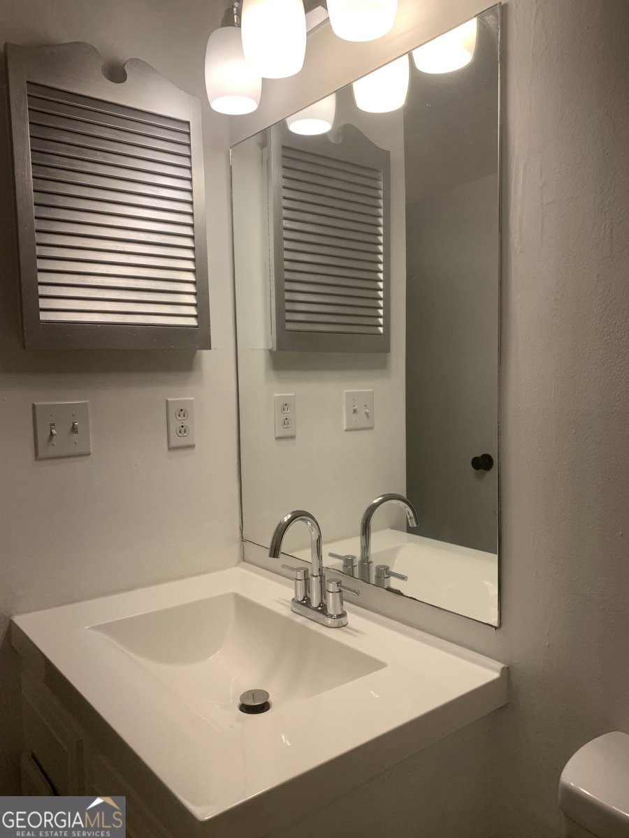 6182 Saint Charles Court Lithonia - Photo 13