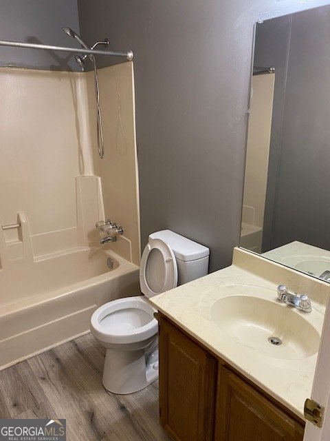 384 Lakeridge Court Riverdale - Photo 18