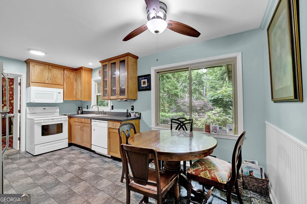 748 Glen Circle Lawrenceville - Photo 10