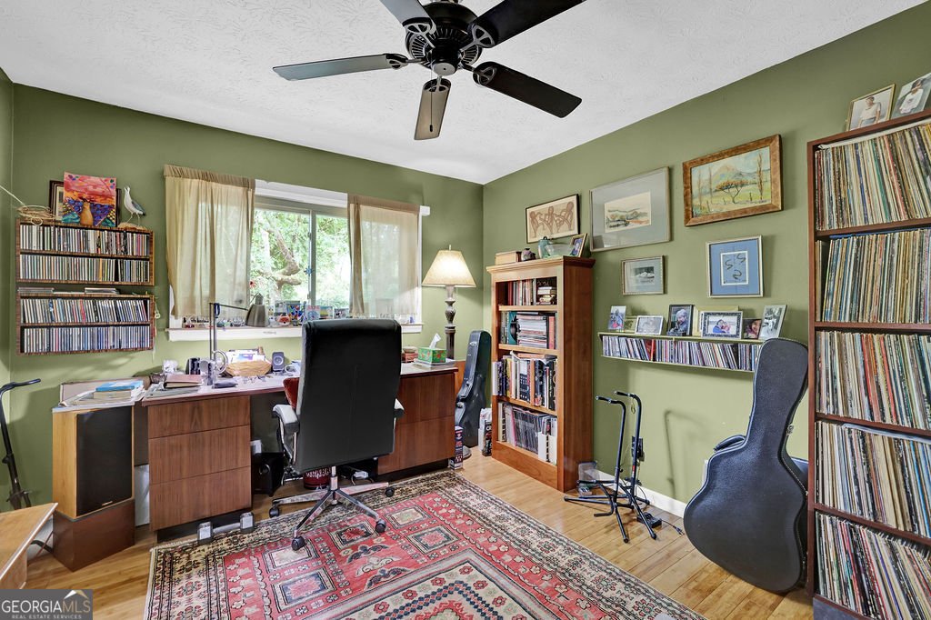 748 Glen Circle Lawrenceville - Photo 14