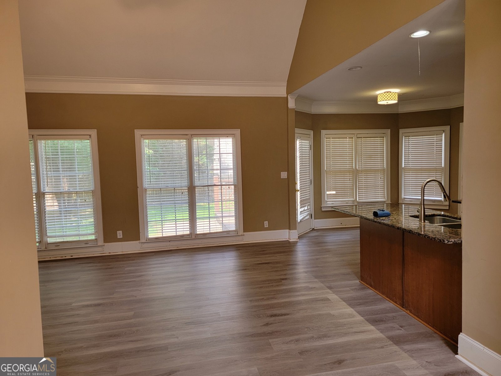 110 Kia Drive Alpharetta - Photo 7
